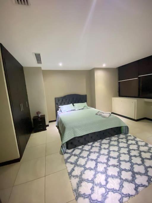 Bellini Luxury - Puerto Santa Ana Apartment กวายากิล ภายนอก รูปภาพ