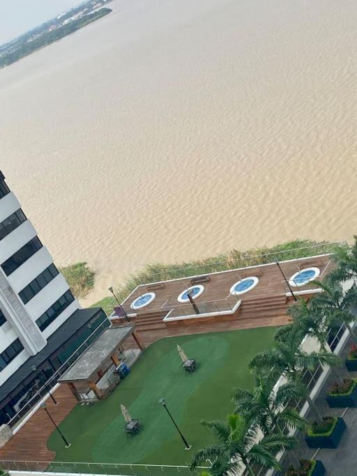Bellini Luxury - Puerto Santa Ana Apartment กวายากิล ภายนอก รูปภาพ